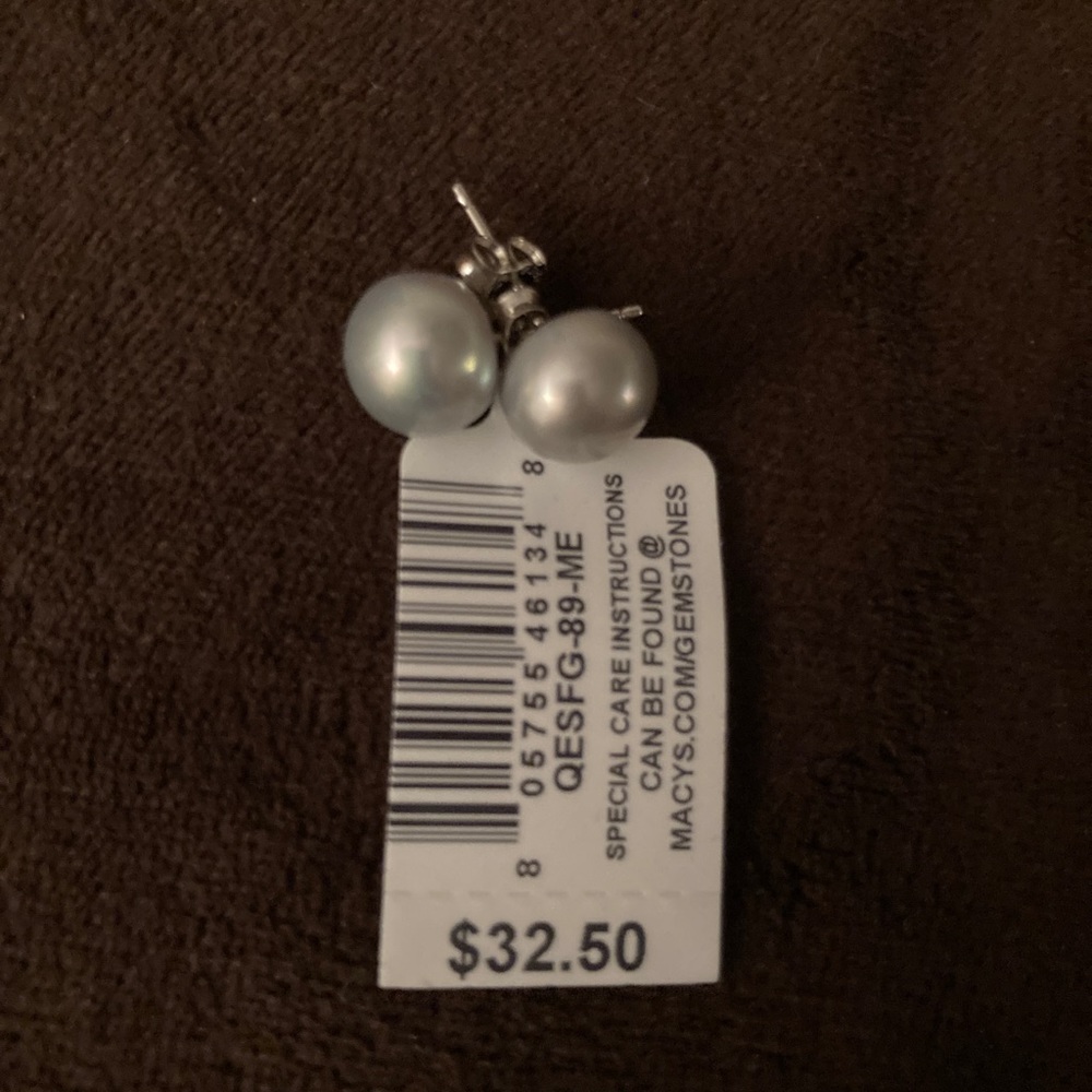 Belle de Mer Cultured Freshwater Button Pearl (8-9 mm) Stud Earrings - Gray - Picture 3 of 4